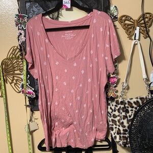 #365 size 3 Torrid Pink Short Sleeve Tee w/ cactus 🌵